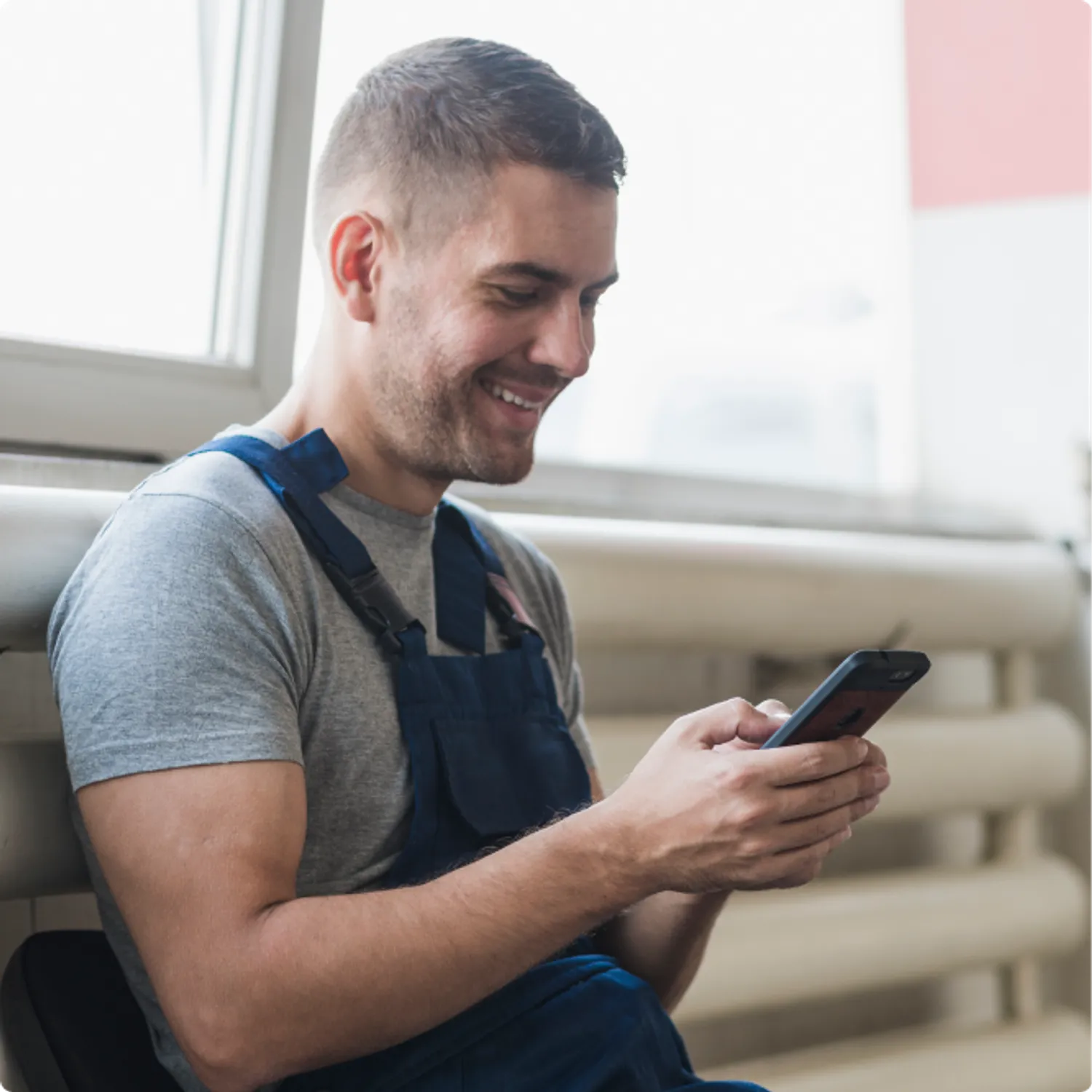 PractiQ-learing-on-phone